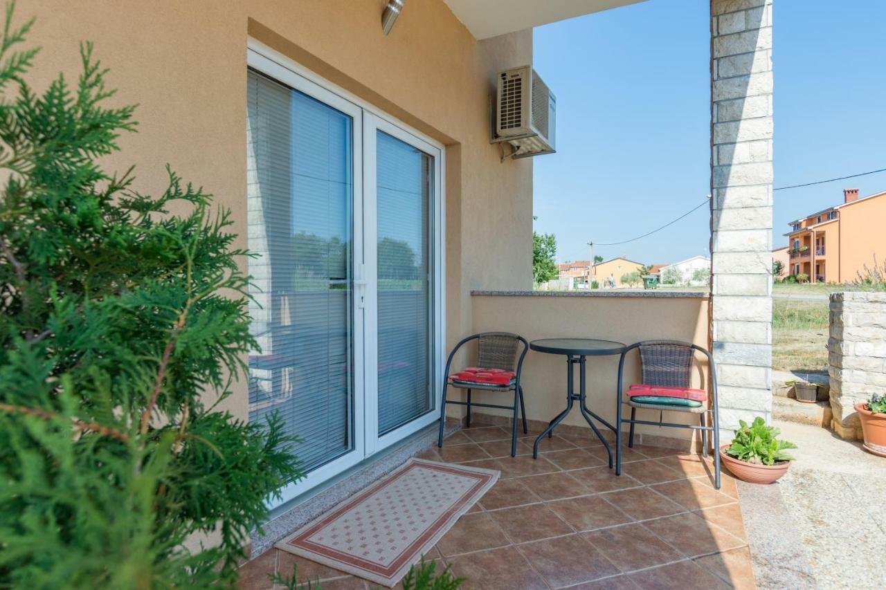 Apartment Lavanda 2 Пореч Екстериор снимка