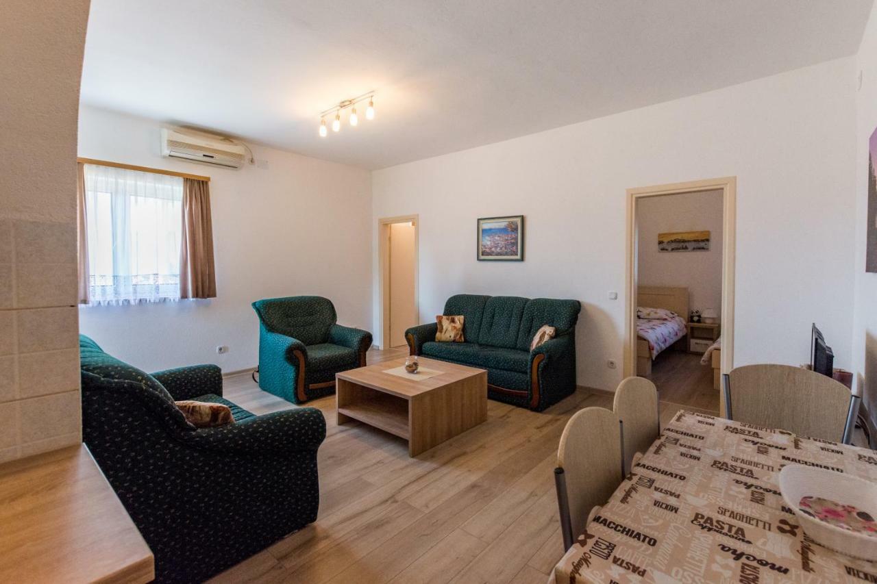 Apartment Lavanda 2 Пореч Екстериор снимка