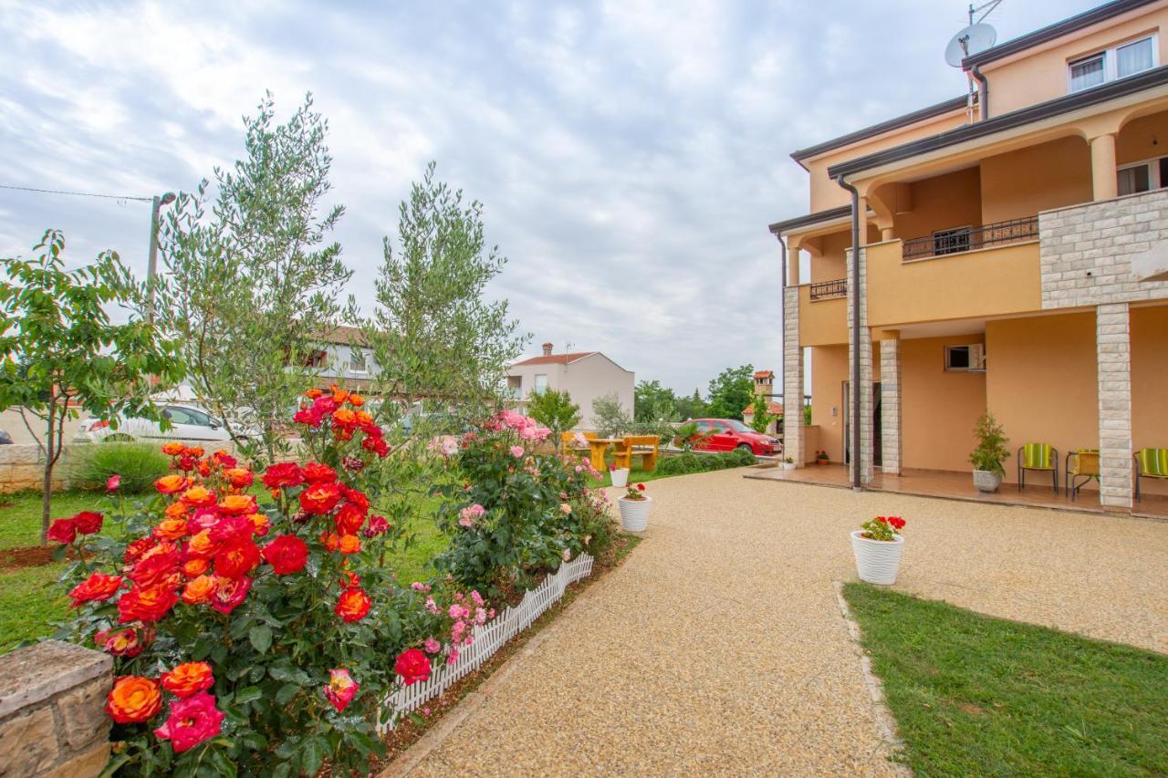 Apartment Lavanda 2 Пореч Екстериор снимка